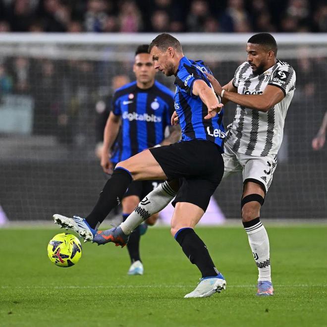 多支球队冲击前四